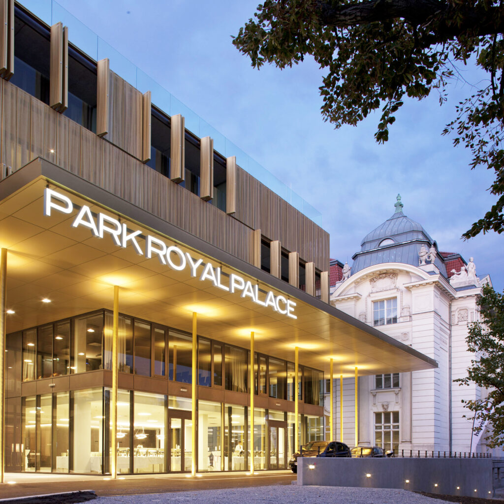 hotel park royal palace